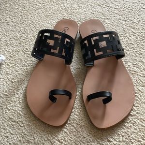 Stylish sandals black